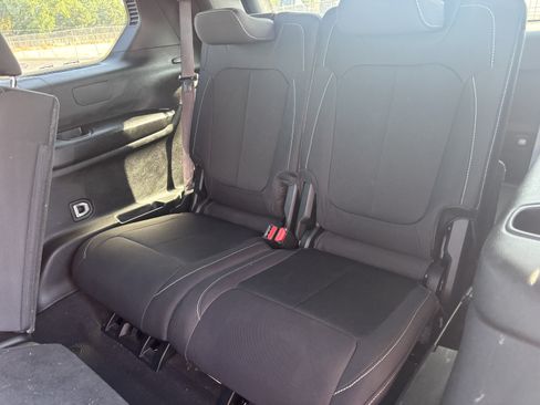 Used 2025 Jeep Grand Cherokee L Laredo AWD/4WD image 26