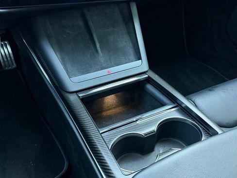 Used 2021 Tesla Model S Plaid image 45