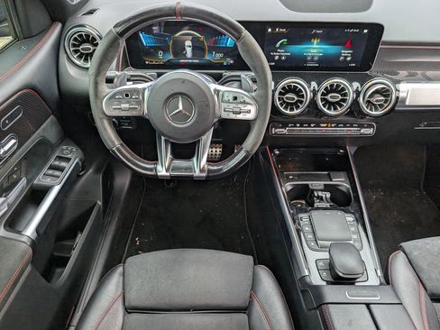 Used 2021 Mercedes-Benz GLB 35 AMG 4MATIC image 10