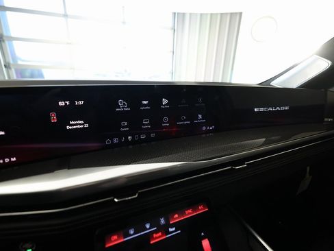 Used 2026 Cadillac Escalade V w/ LPO, Floor Liner Package image 30