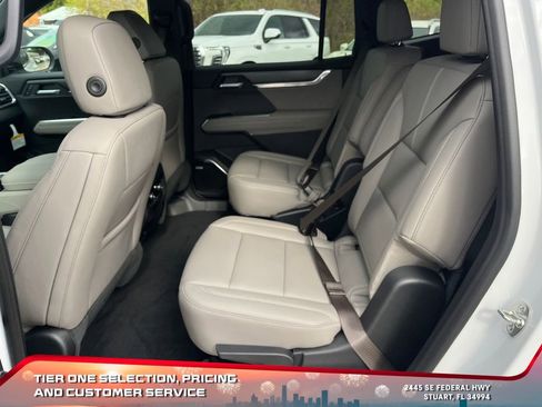 New 2026 GMC Acadia Elevation w/ Black Edition image 11