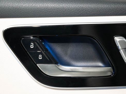New 2027 Mercedes-Benz GLC 300 image 19