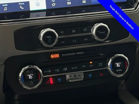 Used 2022 Ford F250 Lariat w/ Black Appearance Package AWD/4WD image 17