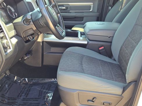Used 2015 RAM 1500 Big Horn AWD/4WD image 23