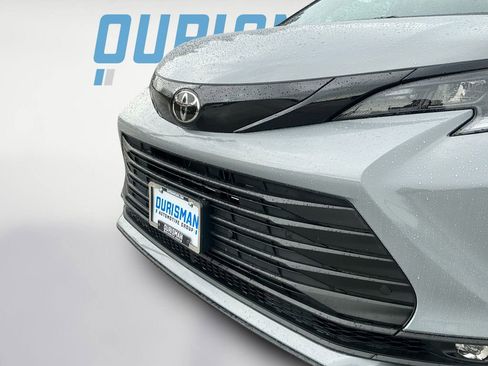 New 2026 Toyota Sienna XLE Woodland Edition image 22