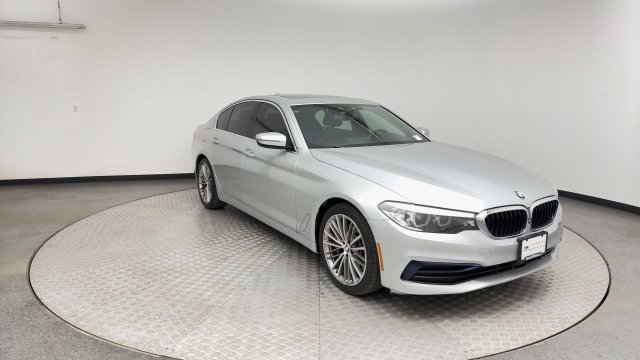 Used 2019 BMW 530i xDrive AWD/4WD image 8