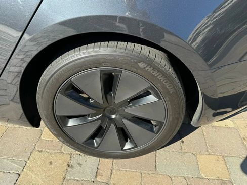 Used 2025 Tesla Model 3 Long Range RWD image 36