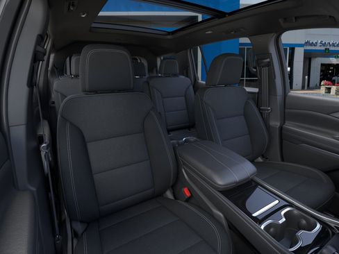 New 2026 Chevrolet Traverse LT w/ Sun and Wheel Package image 16