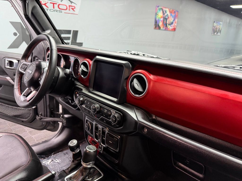 Used 2023 Jeep Gladiator Rubicon w/ LED Lighting Group AWD/4WD image 45