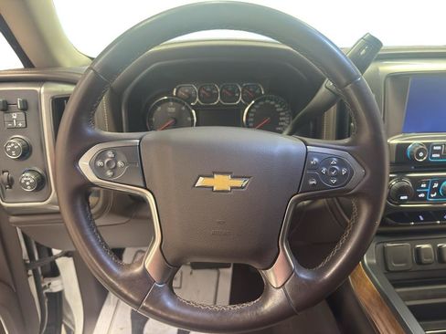 Used 2015 Chevrolet Silverado 1500 LTZ AWD/4WD image 17