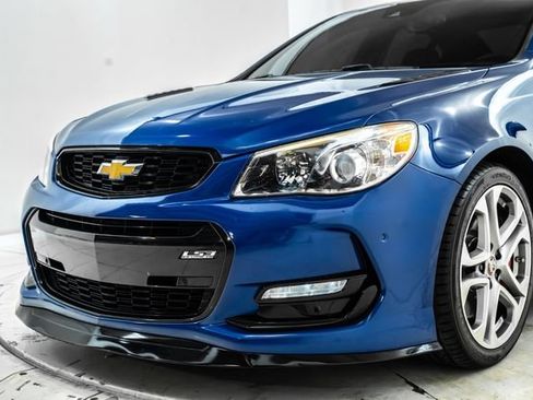 Used 2017 Chevrolet SS RWD image 15