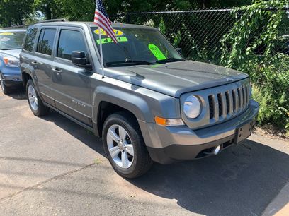 Used 2014 Jeep Patriot Latitude w/ Sun/Sound Group