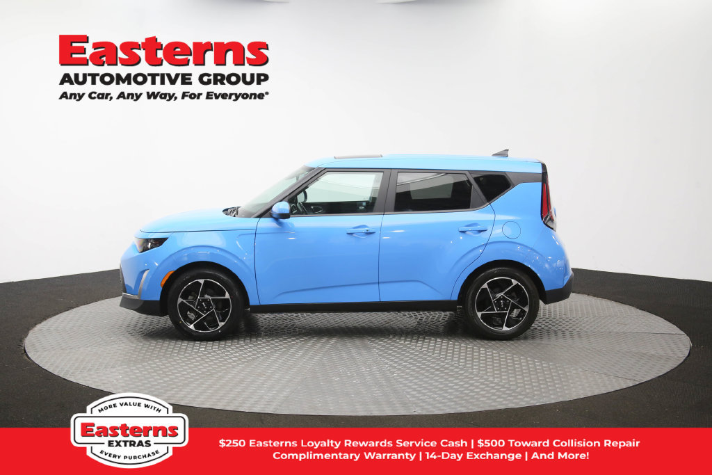 Used 2023 Kia Soul EX FWD image 64