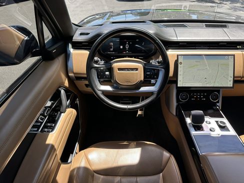 Used 2023 Land Rover Range Rover SE AWD/4WD image 16