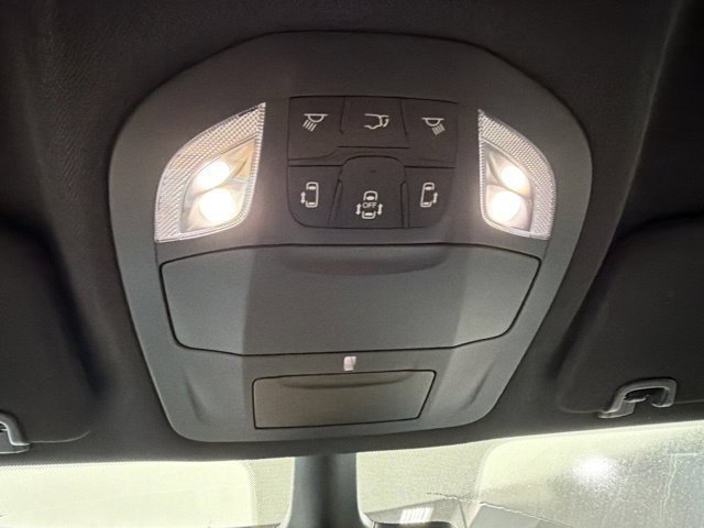 New 2027 Chrysler Pacifica Select FWD image 23