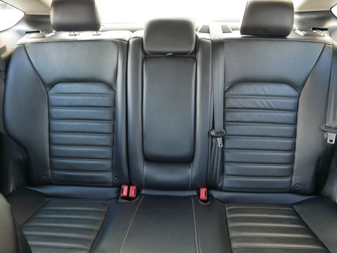 Used 2018 Ford Fusion SE w/ Fusion SE Technology Package image 13