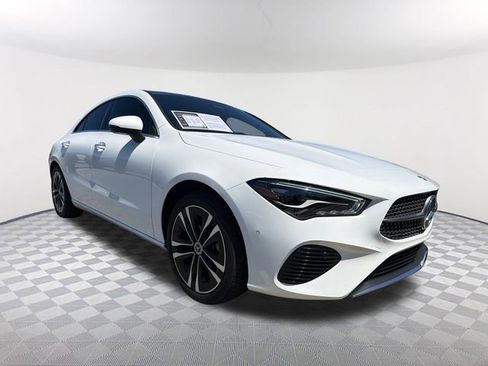 Used 2025 Mercedes-Benz CLA 250 image 3
