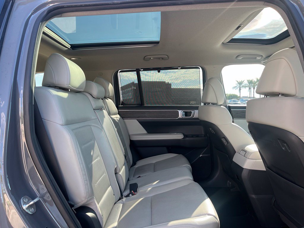 Used 2024 Hyundai Santa Fe Limited FWD image 15
