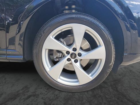 Used 2025 Audi Q5 Premium w/ Premium Plus AWD/4WD image 6