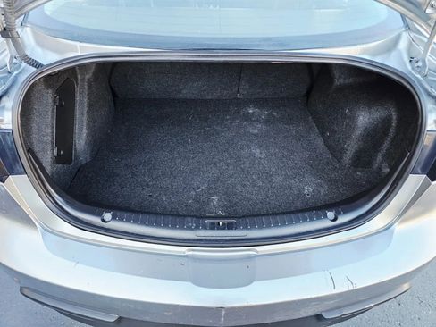 Used 2010 MAZDA MAZDA3 i Sport image 18