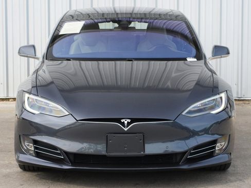 Used 2016 Tesla Model S 90D image 43