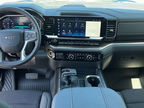 New 2026 Chevrolet Silverado 1500 LT Trail Boss w/ Convenience Package II image 18