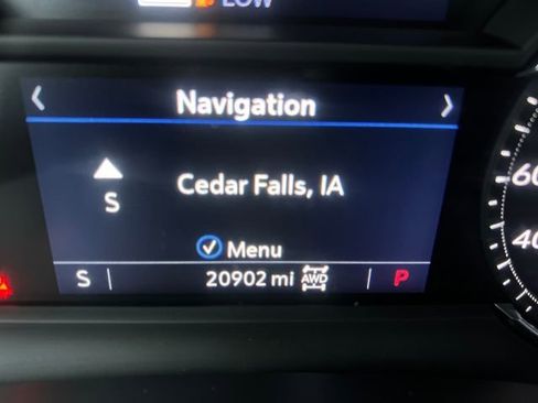 Used 2025 Cadillac XT5 Premium Luxury image 23