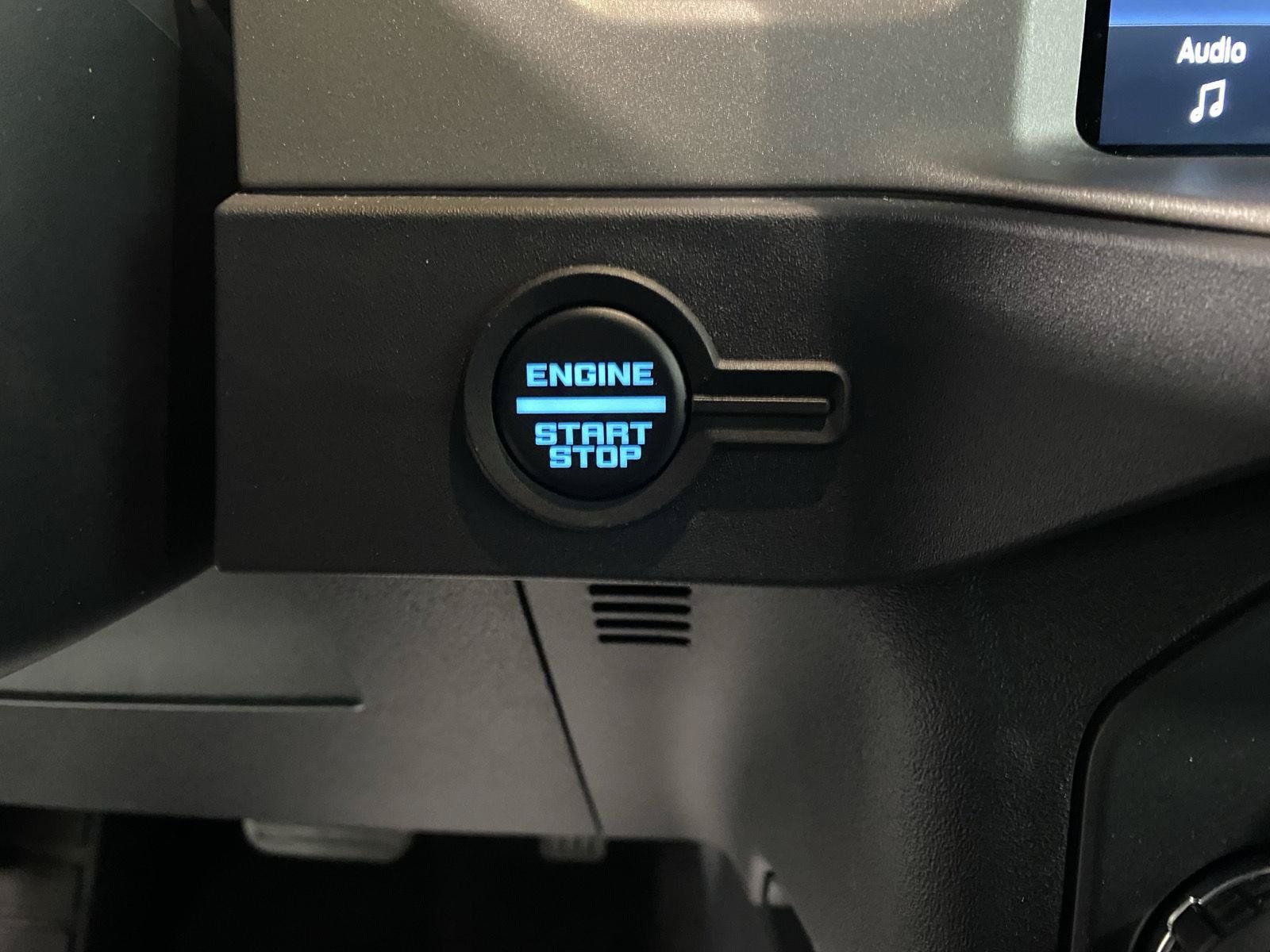 Used 2025 Ford Bronco Outer Banks AWD/4WD image 29