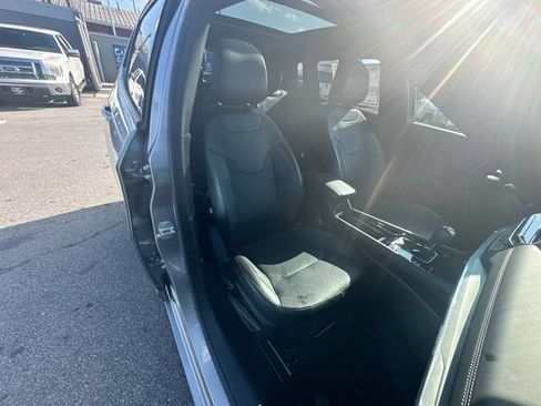 Used 2023 Jeep Compass High Altitude AWD/4WD image 27