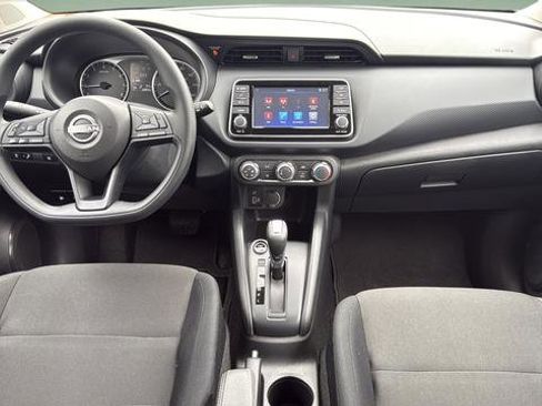 Certified 2025 Nissan Kicks Play S FWD image 7