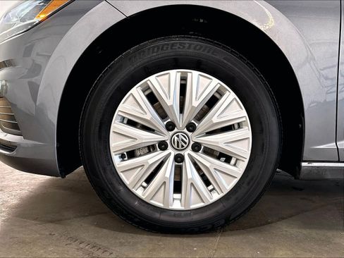 Used 2020 Volkswagen Jetta S w/ Driver Assistance Package FWD image 34