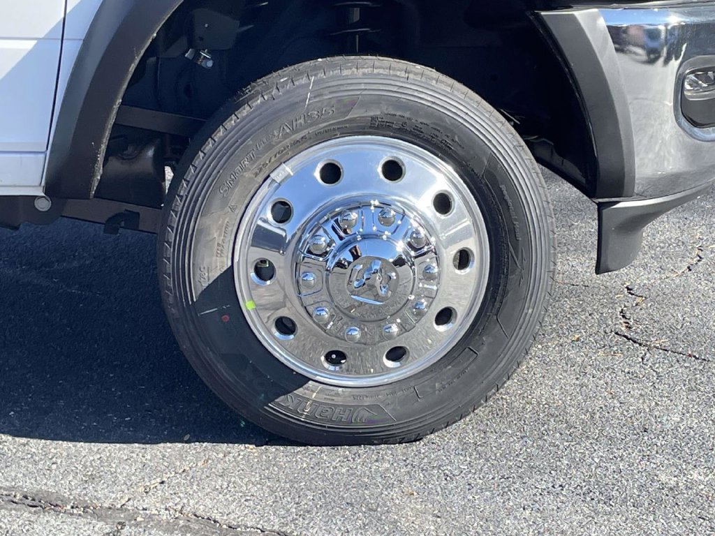 New 2026 RAM 4500 Tradesman w/ Chrome Appearance Group AWD/4WD image 10