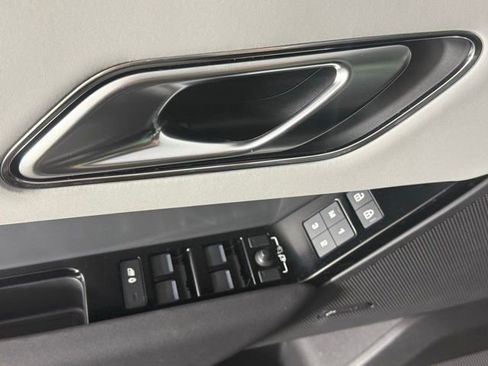 Certified 2025 Land Rover Range Rover Velar S image 13