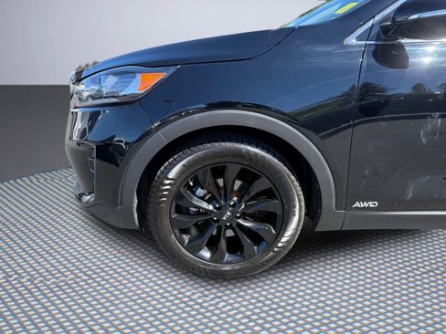 Used 2019 Kia Sorento S AWD/4WD image 12