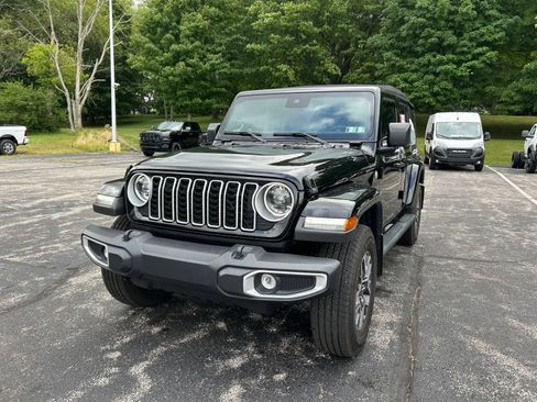 Certified 2024 Jeep Wrangler Unlimited Sahara w/ Safety Group AWD/4WD image 38