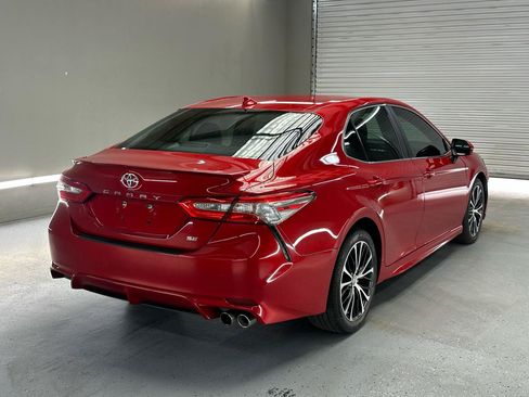 Used 2019 Toyota Camry SE w/ Protection Package (Q2) FWD image 8