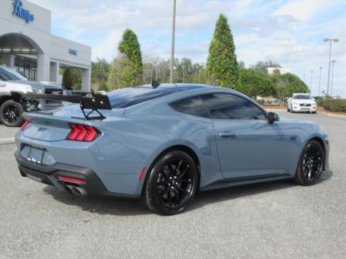 Used 2025 Ford Mustang GT Premium image 6