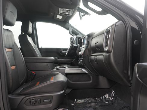 Used 2022 GMC Sierra 2500 AT4 w/ Gooseneck/5TH Wheel Package image 11