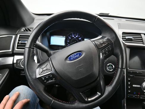 Used 2019 Ford Explorer Sport w/ Equipment Group 401A image 14