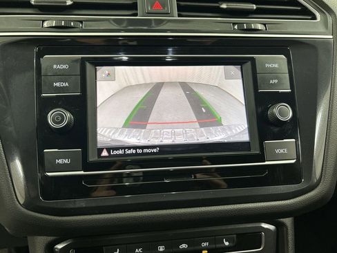 Certified 2024 Volkswagen Tiguan S image 15