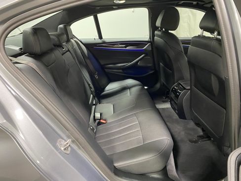 Used 2023 BMW 540i xDrive w/ M Sport Package image 18