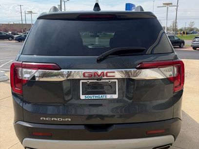 Used 2020 GMC Acadia SLE w/ Driver Convenience Package