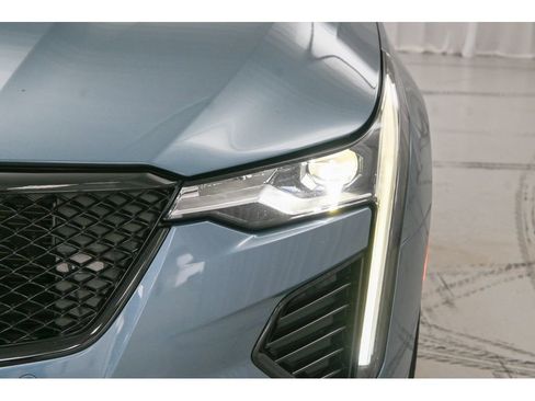 Used 2023 Cadillac CT4 V w/ LPO, ONYX Package image 23