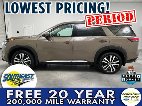 Used 2024 Nissan Pathfinder Platinum w/ Cargo Package image 4