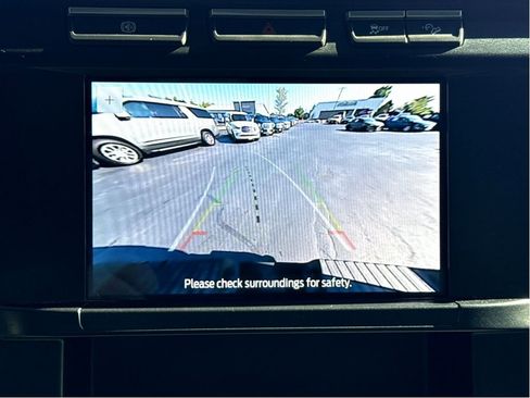 Used 2024 Ford F250 XLT w/ FX4 Off-Road Package image 19