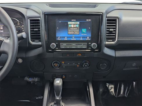 Used 2022 Nissan Frontier SV w/ Technology Package image 24