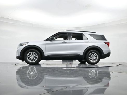 New 2026 Ford Explorer Active image 35