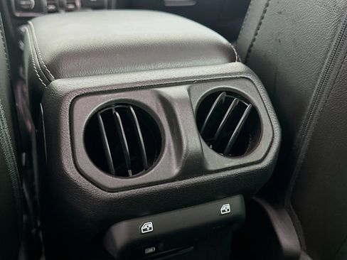 Used 2023 Jeep Wrangler Sahara w/ Cold Weather Group image 26