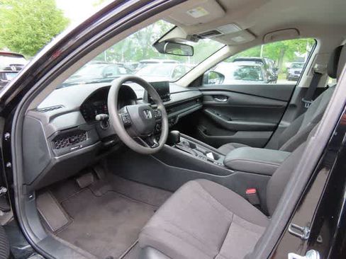 Used 2023 Honda Accord LX image 2