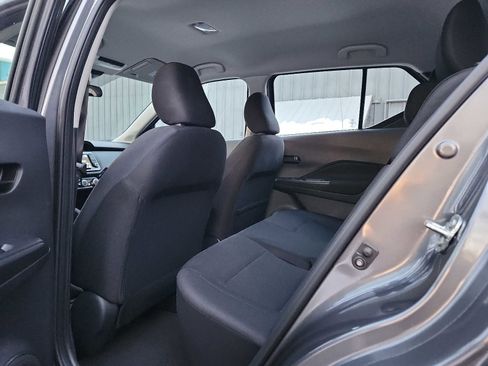 Used 2023 Nissan Kicks S image 10